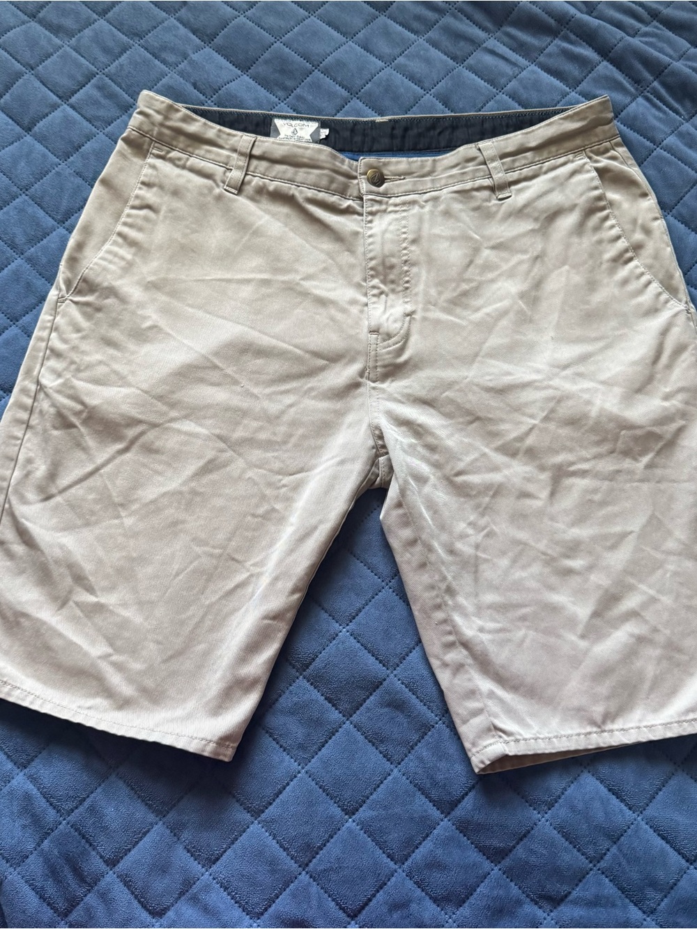 Volcom Men's Light Khaki Flat-Front Chino Shorts